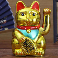 Кошечка Манеки-неко под золото, пластик, 27 см – "Шри Ганеша" в Сургуте